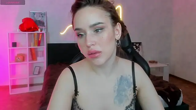 Snapshot of tina_xx_tina chatting on February 20, 6:26 am tina xx tina online show from February 20, 6:26 am