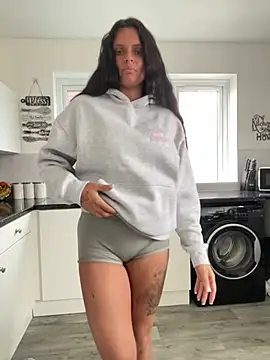 Destinylovex online show from April 1, 4:04 pm