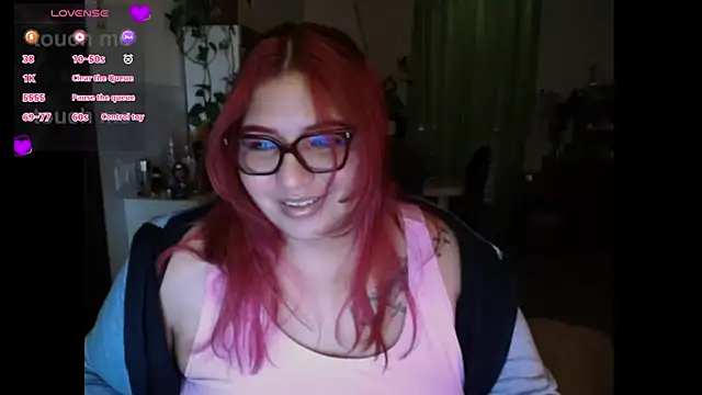 Snapshot of MagicCurves chatting on May 24, 3:50 pm MagicCurves online show from May 24, 3:50 pm