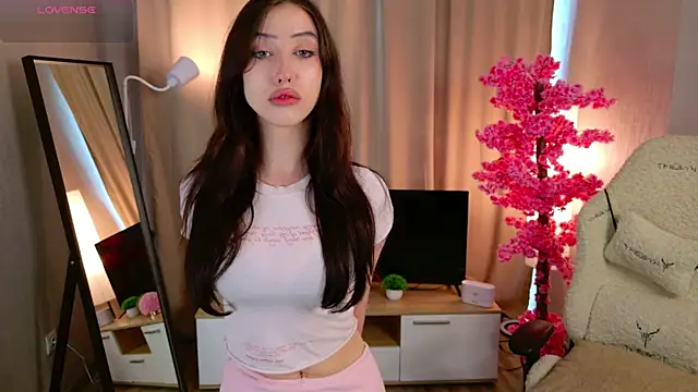 Snapshot of PhantommLadyy chatting on May 30, 2:03 pm PhantommLadyy online show from May 30, 2:03 pm