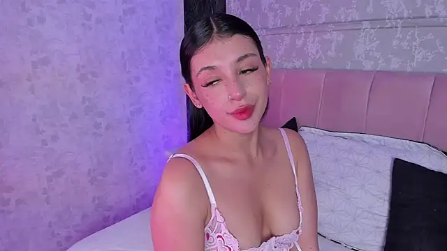 Snapshot of Ammy_gh chatting on March 2, 11:11 pm Ammy gh online show from March 2, 11:11 pm