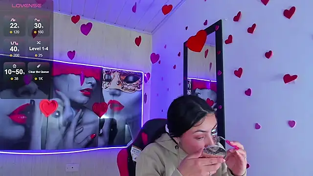 Snapshot of angell_cooper8 chatting on February 25, 12:15 pm angell cooper8 online show from February 25, 12:15 pm