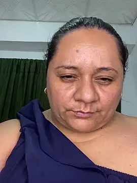 Snapshot of Melanny69x chatting on March 8, 4:38 am Melanny69x online show from March 8, 4:38 am