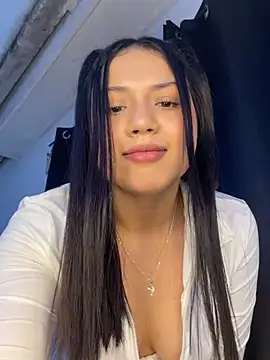 Snapshot of scarleth_marquezz chatting on June 14, 11:07 pm scarleth marquezz online show from June 14, 11:07 pm