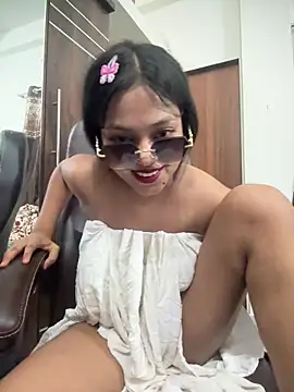 sizzler hotz online show from May 19, 4:13 pm