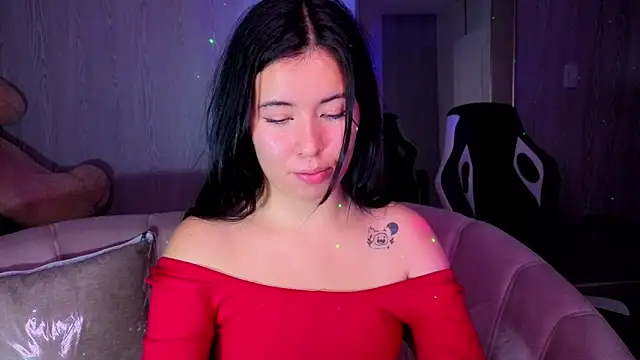 Snapshot of Kylia_a chatting on February 24, 8:07 pm Kylia a online show from February 24, 8:07 pm