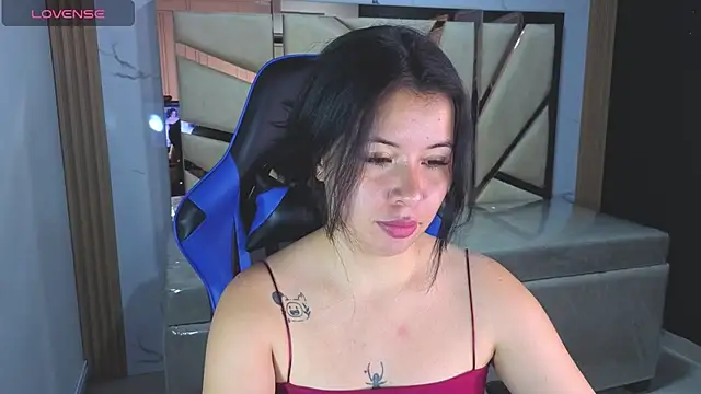 Kylia a online show from March 13, 7:53 pm