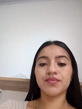 Snapshot of DulceCaroX chatting on June 9, 1:01 pm DulceCaroX online show from June 9, 1:01 pm