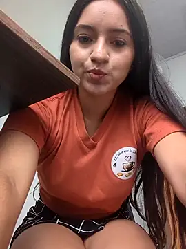 Snapshot of DulceCaroX chatting on June 12, 1:21 pm DulceCaroX online show from June 12, 1:21 pm