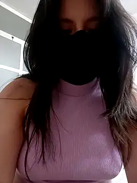Snapshot of Rosyshadow chatting on May 3, 6:36 pm Rosyshadow online show from May 3, 6:36 pm