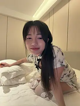 Snapshot of zhuendong000001 chatting on April 20, 2:42 pm zhuendong000001 online show from April 20, 2:42 pm