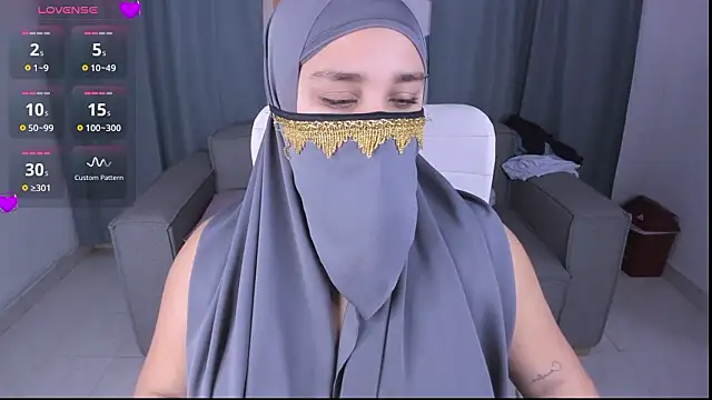 Snapshot of Samira_Zayd chatting on March 10, 4:06 am Samira Zayd online show from March 10, 4:06 am