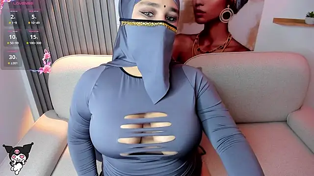 Snapshot of Samira_Zayd chatting on May 4, 11:01 pm Samira Zayd online show from May 4, 11:01 pm
