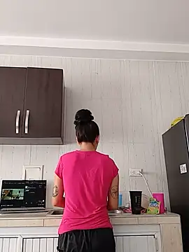 sara cute so online show from May 22, 1:50 pm