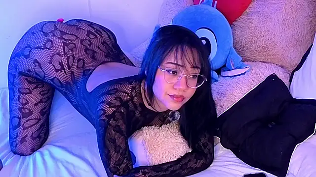 AriaKyle online show from April 3, 1:47 am