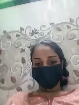 Snapshot of Vandana122 chatting on May 13, 11:40 am Vandana122 online show from May 13, 11:40 am