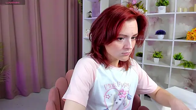 taticamomile online show from April 15, 1:18 pm