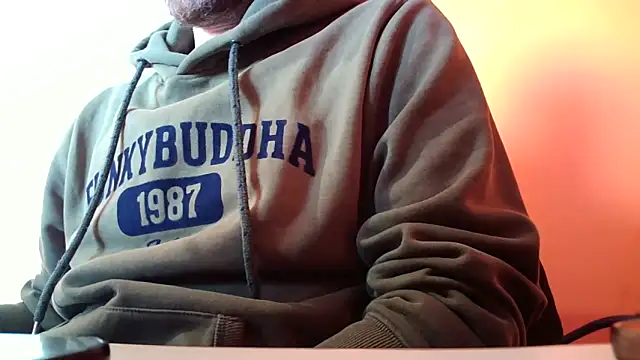 Snapshot of truble78 chatting on February 24, 8:23 am truble78 online show from February 24, 8:23 am