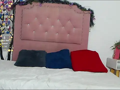 Snapshot of crissfer1 chatting on February 24, 3:10 pm crissfer1 online show from February 24, 3:10 pm