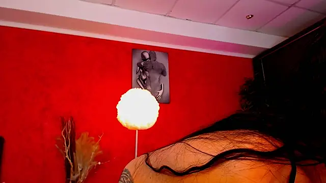 11vyanne online show from March 24, 7:02 am