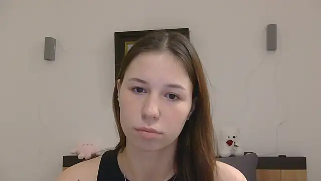 Snapshot of RevolutionAstra chatting on February 26, 7:24 pm RevolutionAstra online show from February 26, 7:24 pm