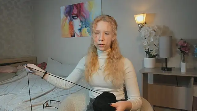 Snapshot of AmalElway chatting on March 3, 11:05 am AmalElway online show from March 3, 11:05 am