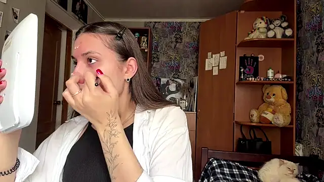 poly princess online show from April 16, 12:17 pm