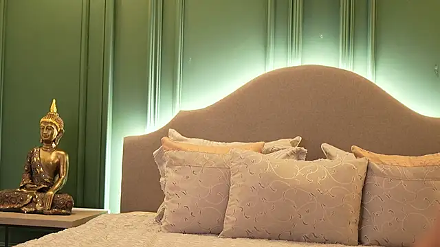 Amara Velvet  online show from March 30, 9:38 pm