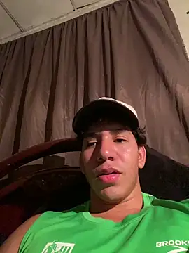 Snapshot of Alejandrososas chatting on June 30, 4:13 am Alejandrososas online show from June 30, 4:13 am