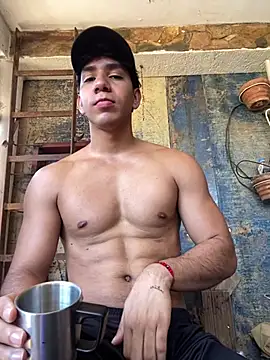 Snapshot of Alejandrososas chatting on July 6, 5:15 pm Alejandrososas online show from July 6, 5:15 pm