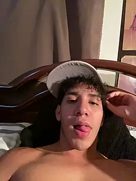 Snapshot of Alejandrososas chatting on July 22, 4:15 am Alejandrososas online show from July 22, 4:15 am