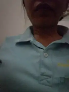 Snapshot of kieuqueen92 chatting on March 2, 1:29 pm kieuqueen92 online show from March 2, 1:29 pm