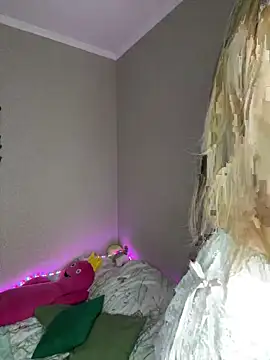 Snapshot of EvelynRavenwood chatting on February 21, 12:39 pm EvelynRavenwood online show from February 21, 12:39 pm