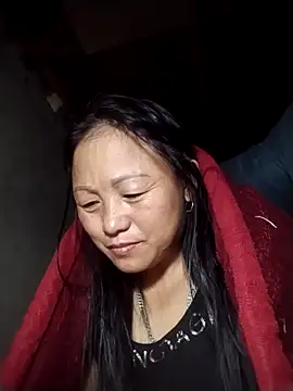 Snapshot of TiffinyDi chatting on February 22, 2:24 am TiffinyDi online show from February 22, 2:24 am