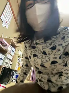 nana ayu4696 online show from April 1, 2:23 am