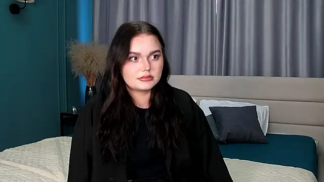 Snapshot of Sweet_Ink_Muse chatting on March 2, 2:03 am Sweet Ink Muse online show from March 2, 2:03 am