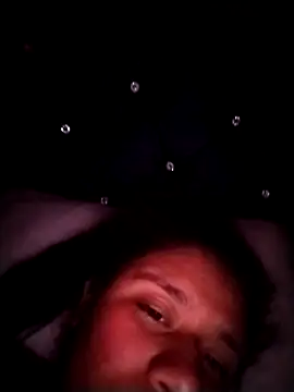 Snapshot of Naiv28 chatting on March 4, 3:23 am Naiv28 online show from March 4, 3:23 am