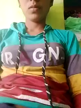 Snapshot of wifedesi7050 chatting on March 9, 8:18 am wifedesi7050 online show from March 9, 8:18 am