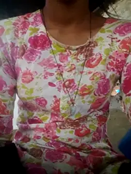 Snapshot of wifedesi7050 chatting on March 20, 5:56 am wifedesi7050 online show from March 20, 5:56 am