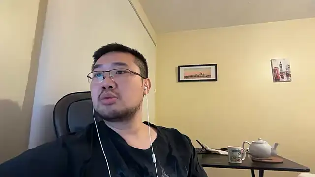 jasonryu2025 online show from April 13, 9:09 pm