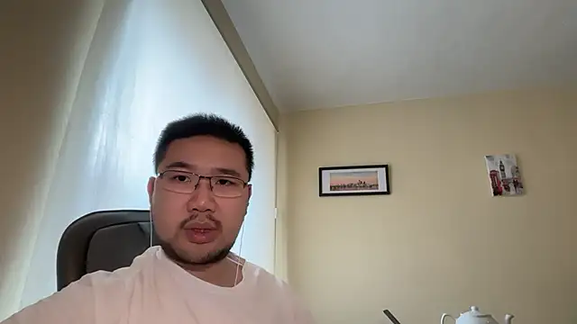 jasonryu2025 online show from April 17, 11:46 am