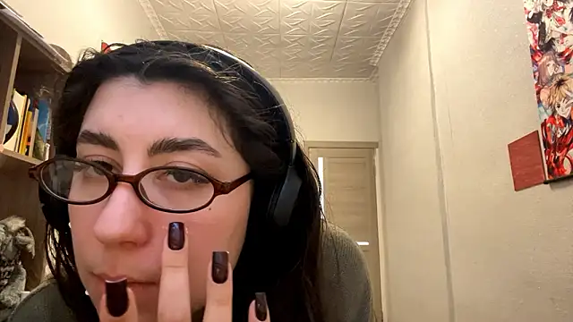 AshlynWabasha online show from March 12, 1:28 pm