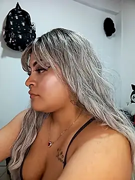 Snapshot of RubyCastellanos_XXXX chatting on March 2, 8:04 pm RubyCastellanos XXXX online show from March 2, 8:04 pm