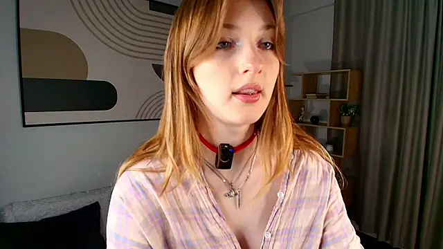 ShantaeClaybourn online show from April 3, 4:49 pm