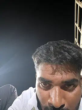 Snapshot of Fantasy_King_3939 chatting on April 10, 7:18 pm Fantasy King 3939 online show from April 10, 7:18 pm