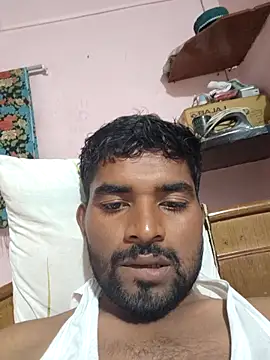 Snapshot of Fantasy_King_3939 chatting on April 18, 6:56 pm Fantasy King 3939 online show from April 18, 6:56 pm