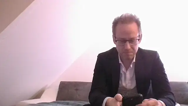 Snapshot of Lost_in_lace chatting on March 3, 7:09 pm Lost in lace online show from March 3, 7:09 pm