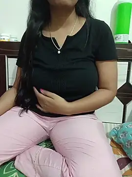 Queenlipx online show from March 26, 4:34 pm