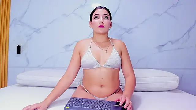 melanie harl online show from February 24, 7:12 pm