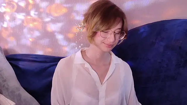 Snapshot of Silva-Tailll chatting on August 2, 11:19 am Silva-Tailll online show from August 2, 11:19 am